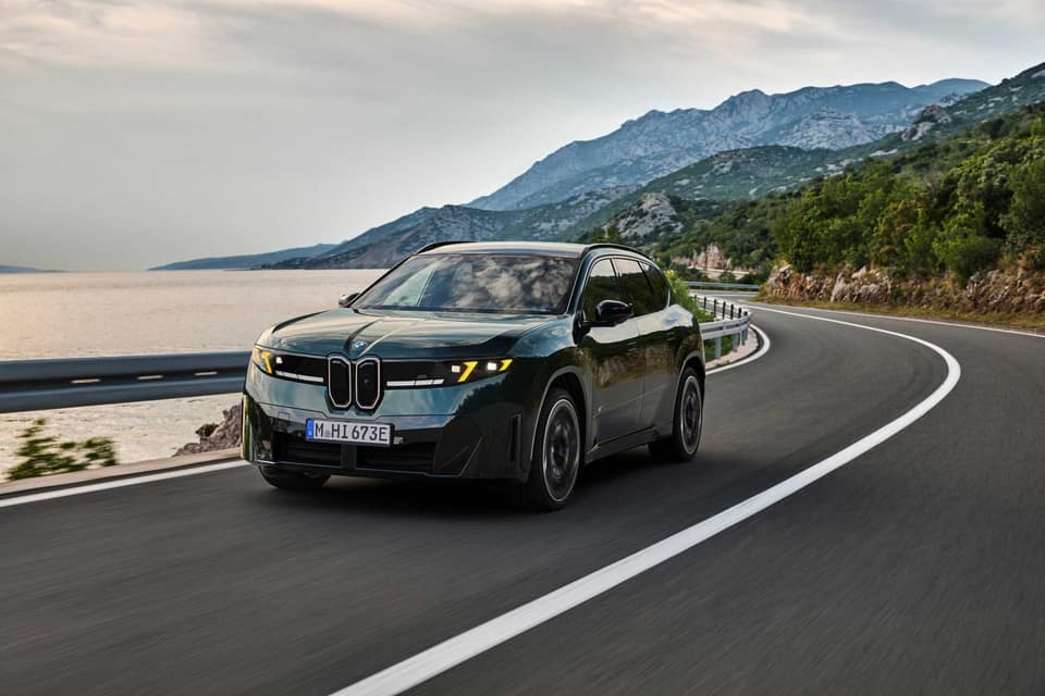 BMW iX3 M60 xDrive, versión M Performance del SUV eléctrico de la Neue Klasse